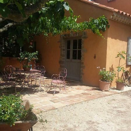 Hotel Les Anes De Petit Jean Pierrefeu-du-Var Exterior foto